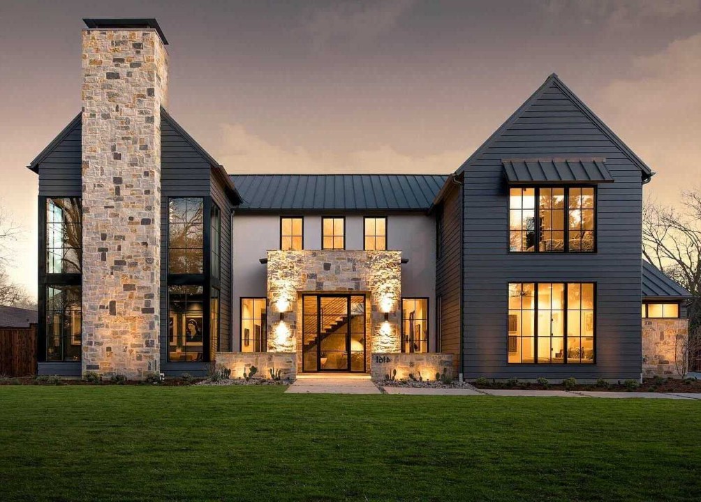 Color Psychology: Selecting Modern Farmhouse Exterior Colors for Your Home