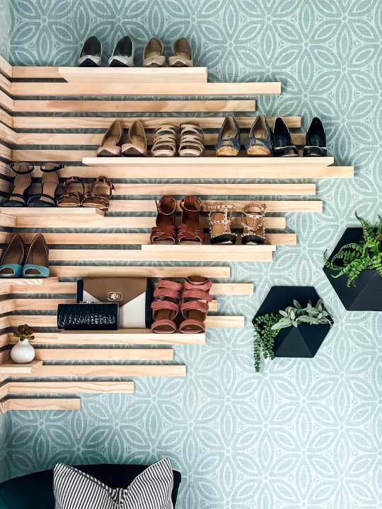 How to Build a DIY Wooden Shoe Rack: A Step-by-Step Guide for Beginners