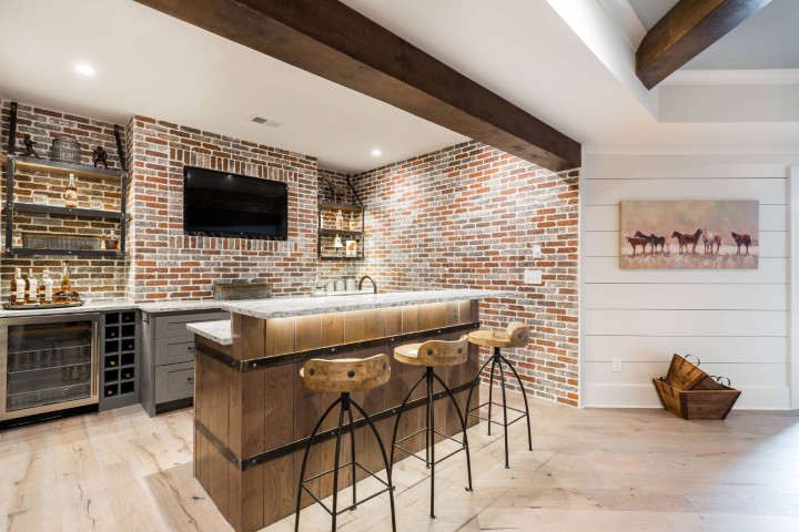 Small Home Bar Decor Ideas for Stylish and Compact Spaces